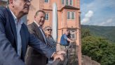 Bei Schloss Hirschhorn muss es endlich voran gehen - SPD-Fraktionsvorsitzender Günter Rudolph besucht Rüdiger Holschuh im Wahlkreis
